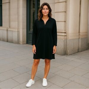 NWT Weekend Los Angeles Women’s Black Relaxed Collar Sweater Dress